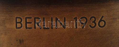 Art deco asztali lámpa, üveg test fém búra, "Berlin 1936" felirattal, jó állapotban, m:42 ...