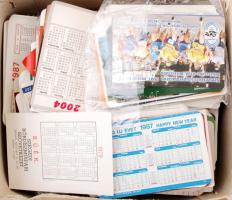 cca 1972-2004 Kb. 2500 db kártyanaptár rengeteg különféle motívummal, retro, erotikus, külföldi és magyar vegyesen