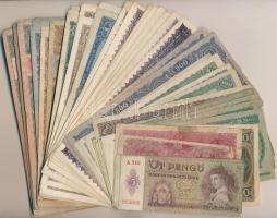 100db vegyes korona és pengő bankjegy T:vegyes
