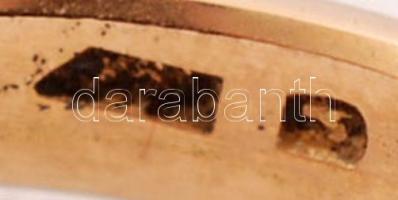 14 K arany (Au) gyűrű, kővel, díszdobozban / 14 C. gold ring br: 3,4g