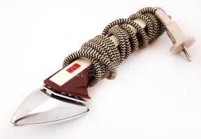 1978 Retró orosz úti vasaló, saját dobozában, leírással, Keravill magyar jótállási jeggyel