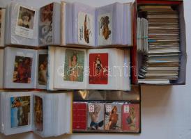 3000 db főleg magyar kártyanaptár igen sok erotikával, militáriával, Disney-vel és színészekkel albumokban, dobozokban