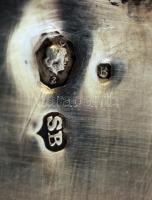 Növénymotívumos ezüst (Ag.) szalvétatartó, jelzett, nettó 84 g, m: 19,5 cm