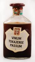 cca 1975 Vinum Tokajiense passum, 5 puttonyos tokaji aszú, eredeti dobozában 0,3 l