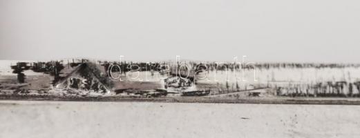 Díszes ezüst (Ag.) cigarettatárca, jelzett, nettó 76 g, 8×6,5×1 cm