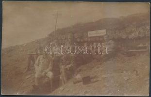 cca 1917 4/23 hegyi ágyús üteg tüzérségi megfigyelője a Lapos Havason, katonai fotó,verzón feliratozva, 9x14cm/ Military photo from I. war, Gheorgheni