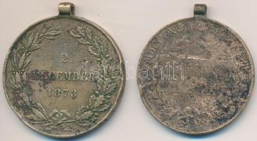 1873. "Hadiérem" Br katonai érdemérem mellszalag nélkül + 1898. "Jubileumi Emlékérem Fegyveres Erő Számára / Signum memoriae (AVSTR)" Br kitüntetés mellszalag nélkül, füllel T:2,2-  Hungary 1873. "Military Medal" Br medal without ribbon + 1898. "Commemorative Jubilee Medal for the Armed Forces" decoration without ribbon, with ear C:XF,VF NMK 231;249.