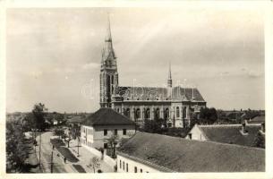 Bácstopolya, Római katolikus templom / Roman Catholic church