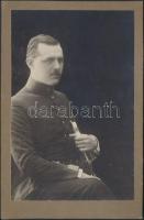 cca 1900 Katona karddal, kartonra kasírozott fotó, 9x14 cm