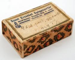 A soproni Szent Erzsébet Gyógyszertár gyógyszeres dobozkája