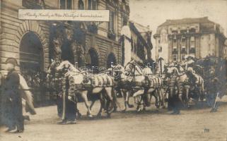 1916 Károly király és Zita királyné koronázása. A cs. és kir. Hadügyminisztérium felvétele, kiadja Brüder Kohn,Wien / the coronation of Charles IV of Hungary