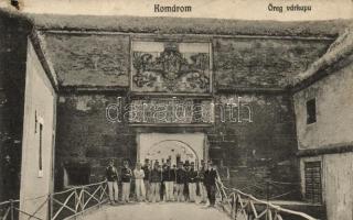 Komárom, Öreg várkapu / old castle gate