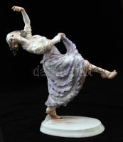 Herendi táncoló cigány lány, kézzel festett, jelzett, restaurált, m:33 cm, h:22 cm