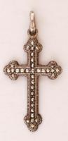 Ezüst feszület, medál, Ag., 1,5gr., jelzett, 1,5x1cm/ Silver crucifix pendant, Ag. 1,5gr., marked, 1,5x1cm