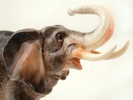 Afrikai elefánt, kézzel festett, jelzés nélkül, hibátlan, m:24 cm, h:29 cm