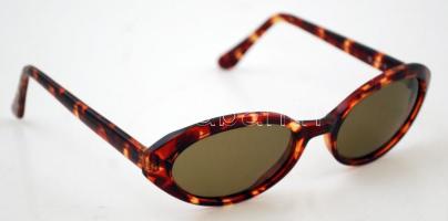 Napszemüveg,Polaroid jelzéssel, jó állapotban