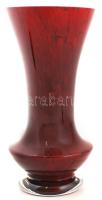 Bordó színű díszváza, több rétegű, formába fújt, hibátlan, m:29,5 cm, d:14,5 cm