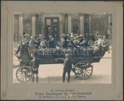 cca 1920 Koppenhága, városnéző lovas kocsi, kartonra ragasztva, 12x17 cm, karton 17x21 cm / cca 1920 Copenhagen, vintage photo, 12x17 cm