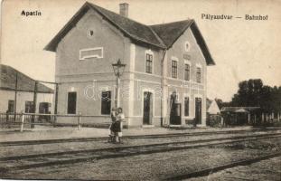 Apatin, vasútállomás / railway station