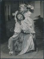 cca 1955 Fotó Kisipari Termelő Szövetkezet (Bp.) felvétele Pécsi Sándor színészről, 24x18 cm