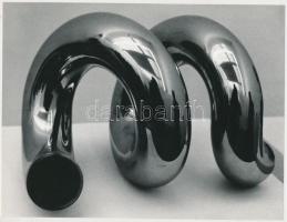 cca 1975 Gebhardt György (1910-1993): Spirál, a szerző által feliratozott vintage fotóművészeti alkotás, 18x24 cm