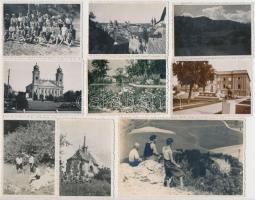 1932-1936 Árpásy Jenő pesterzsébeti családja emlékképei, többsége datálva, feliratozva (Budapesten 44 db, Pécsen 5 db, Dunaföldváron 6 db, Putnokon 6 db, Debrecenben 3 db, Esztergomban 2 db, Csobánkán 3 db fénykép készült), összesen 68 db fotó, 8x13 cm és 5x6 cm közötti méretekben