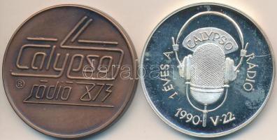 1990. "1 éves a Calypso Rádió" Ag (36,19g/0.835/42,5mm) és Br (42,5mm) emlékérem pár T:PP,...
