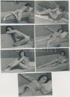 cca 1970 Finoman erotikus fotótétel, 13 db fénykép, 9x6 cm / cca 1970 13 erotic photos, 9x6 cm