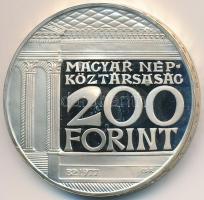 1977. 200Ft Ag "Nemzeti Múzeum" dísztokban T:PP felületi karc Adamo EM55