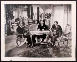 Páger Antal (1899-1986) és Uray Tivadar(1895-1962) közös filmjelenetben, jelzetlen fotó, kis szakadással, 24x30,5 cm