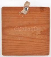 ~1970. "MSZB (Mecseki Szénbányák) Szénelőkészítő Üzem - Pécs" réz lemezplakett (89x89mm) f...