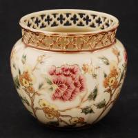 Zsolnay virág mintás áttört kaspó, kézzel festett, jelzett, hibátlan, m:10 cm, d:9 cm