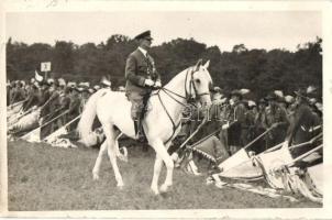1933 Gödöllő, Jamboree, Horthy Miklós fehér lovon, photo