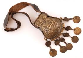 cca 1800 Réz lőportartó bőr övön, cizellált, oszmán?, 6x4 cm / gunpowder-holder made of copper