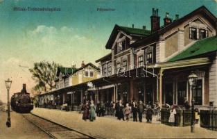 Hőlak-Trencsénteplic, vasútállomás / railway station (ázott / wet damage)