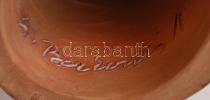 Berkovits Anna (1911-1986) kerámia gyertyatartó, kézzel festett mázas kerámia, jelzett, apró lepatta...