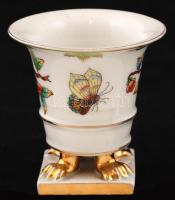 Herendi Viktória mintás karmos mini váza, kézzel festett, apró máz alatti hajszálrepedéssel, jelzett, m: 8 cm