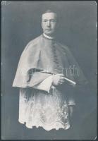 1917 Baksay Károly (1863-1934) választott püspök váci nagypréposttá való kinevezésekor, későbbi fotó, hátoldalon feliratozva, szélein sérülésekkel, 14x10 cm