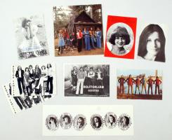 9 db könnyűzenei reklámkép: Neoton Família, Koncz Zsuzsa, Katona Klári, Bojtorján, stb., 2 db dedikált (Neoton, Katona Klári)