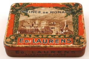 "Prince de Monaco" Ed. Laurens fémdoboz, kopottas állapotban, 7x8x2cm/ "Prince de Monaco" Ed. Laurens metall box, 7x8x2cm