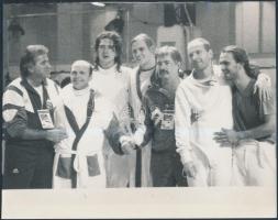 Vívók csoportja(Kovács Tamás, Kulcsár Győző, Hegedűs, Udvarhelyi), hátoldalon feliratozva, Nemzeti Sport Fotó, 18x23 cm