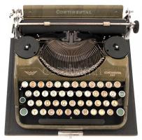 cca 1935 Continental írógép, eredeti tokban, megkímélt állapotban, jelzett, 32×33 cm