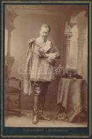 cca 1880 Nemes úr keményhátú kabinetfotója, dr. Székely bécsi műterméből, 17x11cm