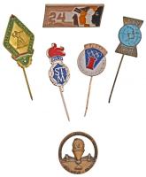 6db-os vegyes magyar és külföldi jelvény és kitűző tétel, közte DN "MHS Összetett Honvéd Versen...