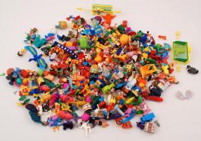 cca 1980-2008 Több ezer darabos nagy Kinder játéktétel, köztük néhány másfajta játék is, nagyrészt jó állapotban