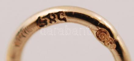 Arany medál, magyar címer, jelzett, Au., 14k., 0,9gr., 1,2x0,8cm/ Gold medal, Hungarian coat of arms...