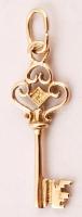 Arany medál, kulcs, jelzett, Au., 14k., 0,9gr., 2cm/ Gold medals, key, marked, Au. 14k. 0,9gr. 2cm