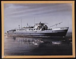 1960 A Pécs nevű hajó, műszaki retussal javítva a kép élessége, plasztikussága, tónusai, 18x24cm