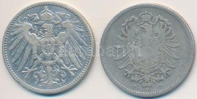 Német Birodalom 1880F-1892E 1M Ag (2x) T:2,2-,3
German Empire 1880F-1892E 1 Mark Ag (2x) C:XF,VF,F