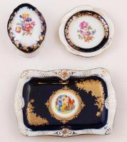 Martinroda német porcelán tétel: kistányér, matricás, jelzett, apró kopásnyomokkal, d: 8,5 cm; dobozka, matricás, jelzett, apró kopásnyomokkal, 7,5×5,5×3,5 cm + Thun csehszlovák porcelán tálka, matricás, jelzett, kopásnyomokkal, 14,5×10 cm